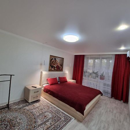 Посуточная Квартира На Мухита C Wi-Fi Oral Exterior foto